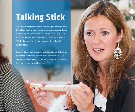 Talking stick bij Flock Leadership vrouwen